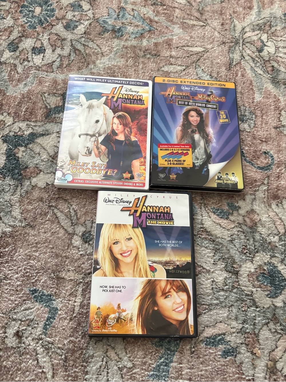 Hannah Montana DVD Bundle - Miley Says Goodbye & Best of Both Worlds Concert